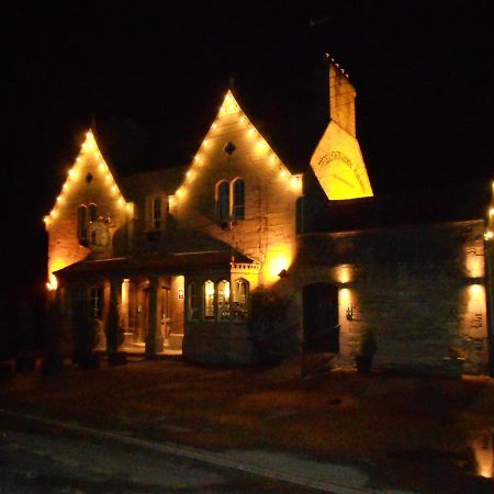 Willoughby Arms Hotel Little Bytham Ngoại thất bức ảnh