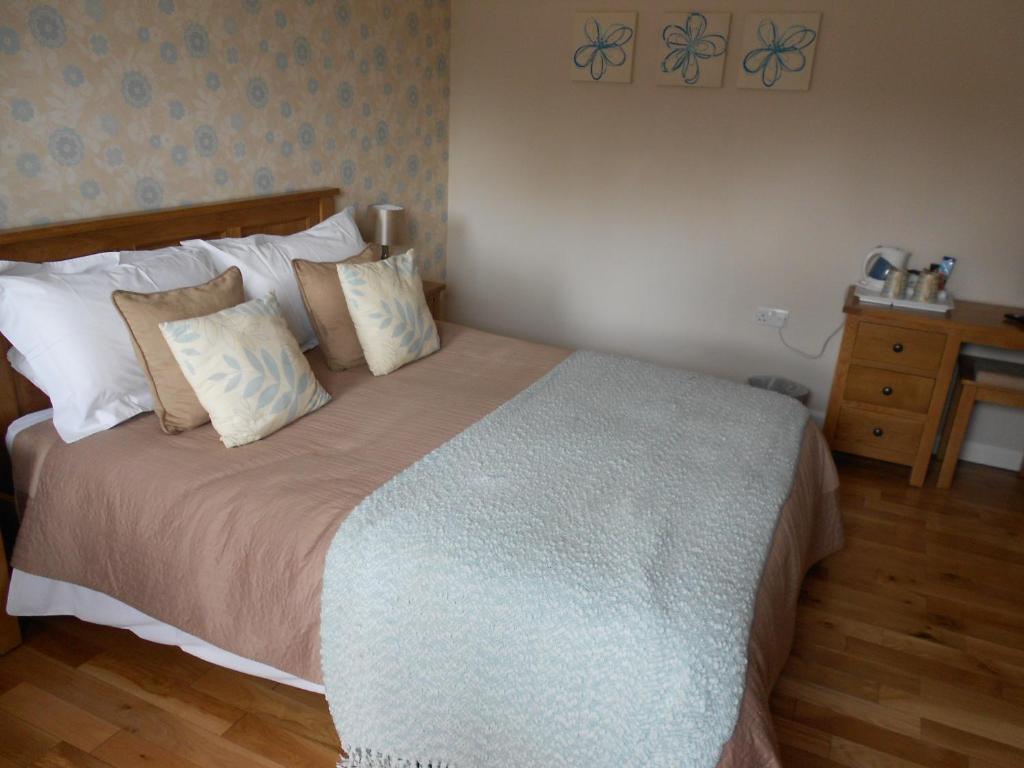 Willoughby Arms Hotel Little Bytham Phòng bức ảnh
